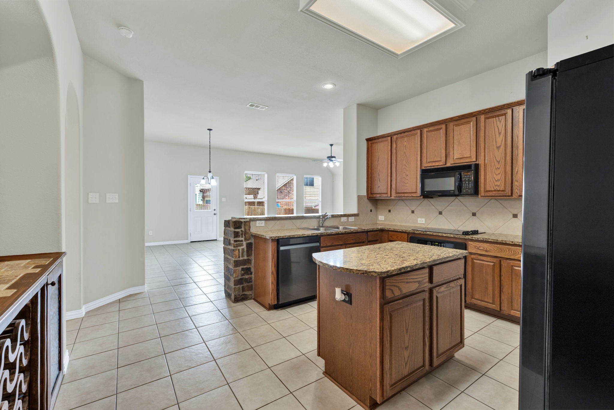 729 Red Elm Lane Fort Worth TX 76131