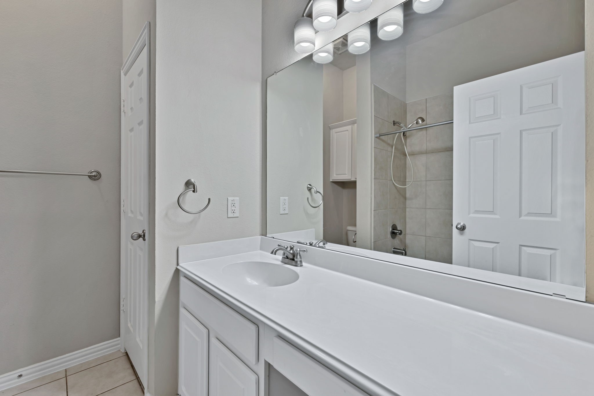 729 Red Elm Lane Fort Worth TX 76131