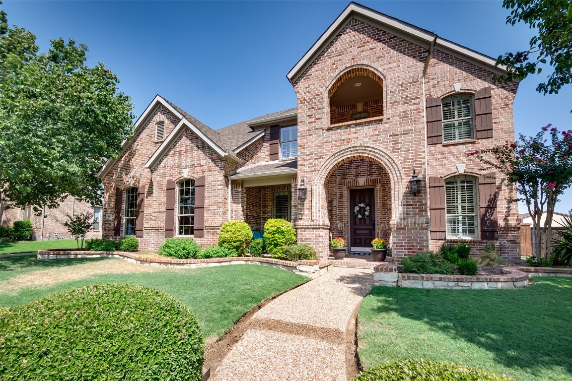 4211 Woodcrest Lane Mansfield TX 76063