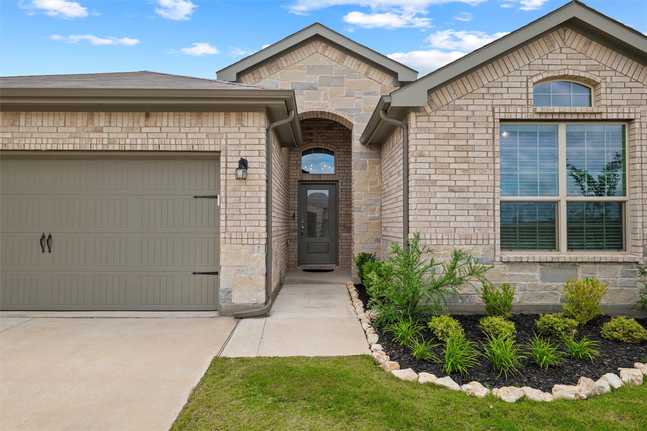 1927 Jackson Street Cleburne TX 76033
