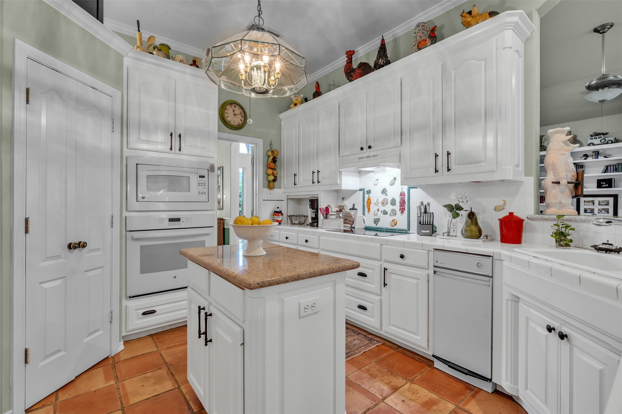 2001 Country Brook Drive Weatherford TX 76087