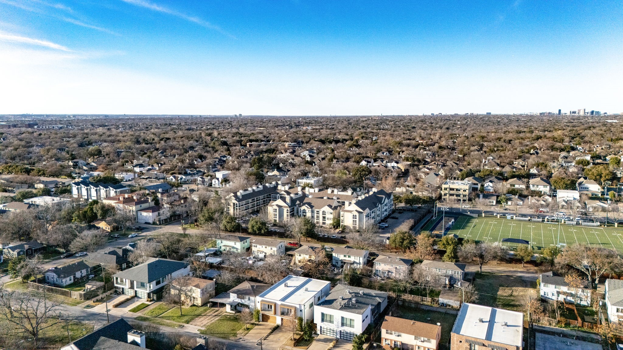 4827 Newmore Avenue Dallas TX 75209