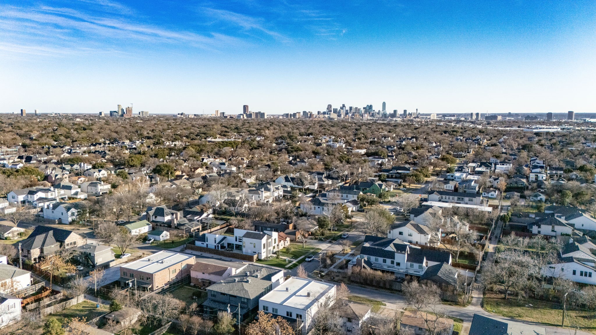 4827 Newmore Avenue Dallas TX 75209