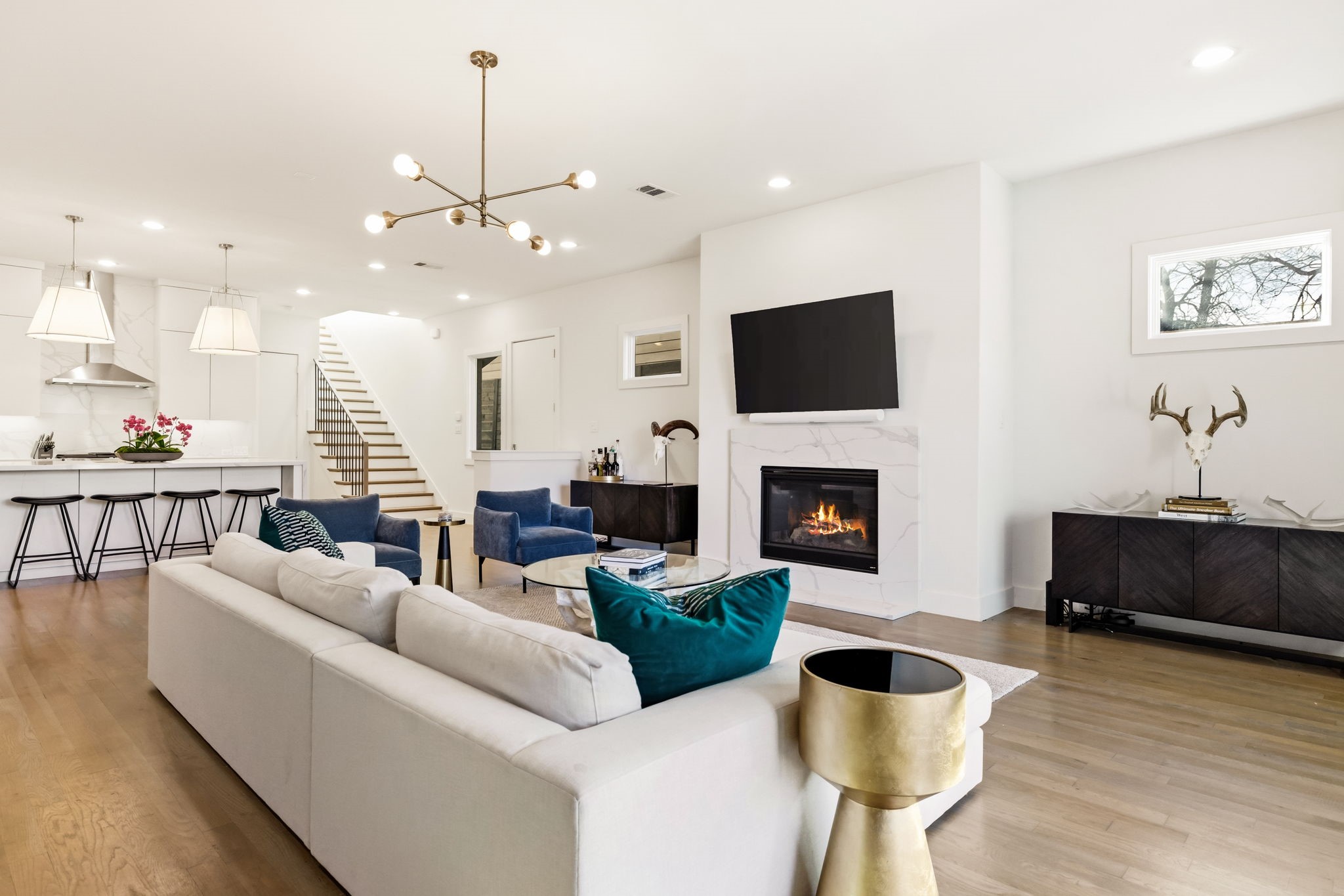 4827 Newmore Avenue Dallas TX 75209