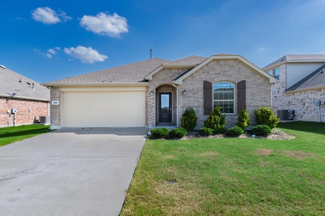 1215 Chapel Hill Drive Anna TX 75409