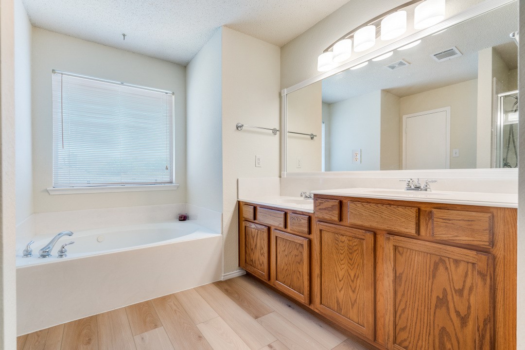 432 Ponderosa Trail Murphy TX 75094