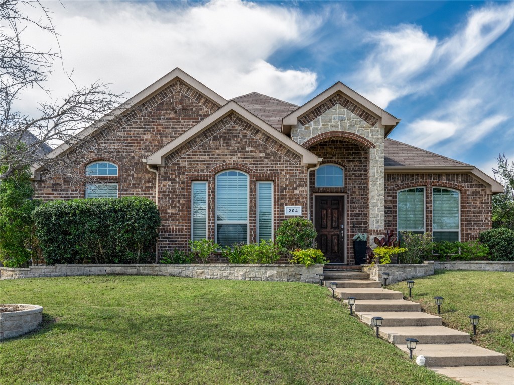 204 Greyhawk Drive Desoto TX 75115