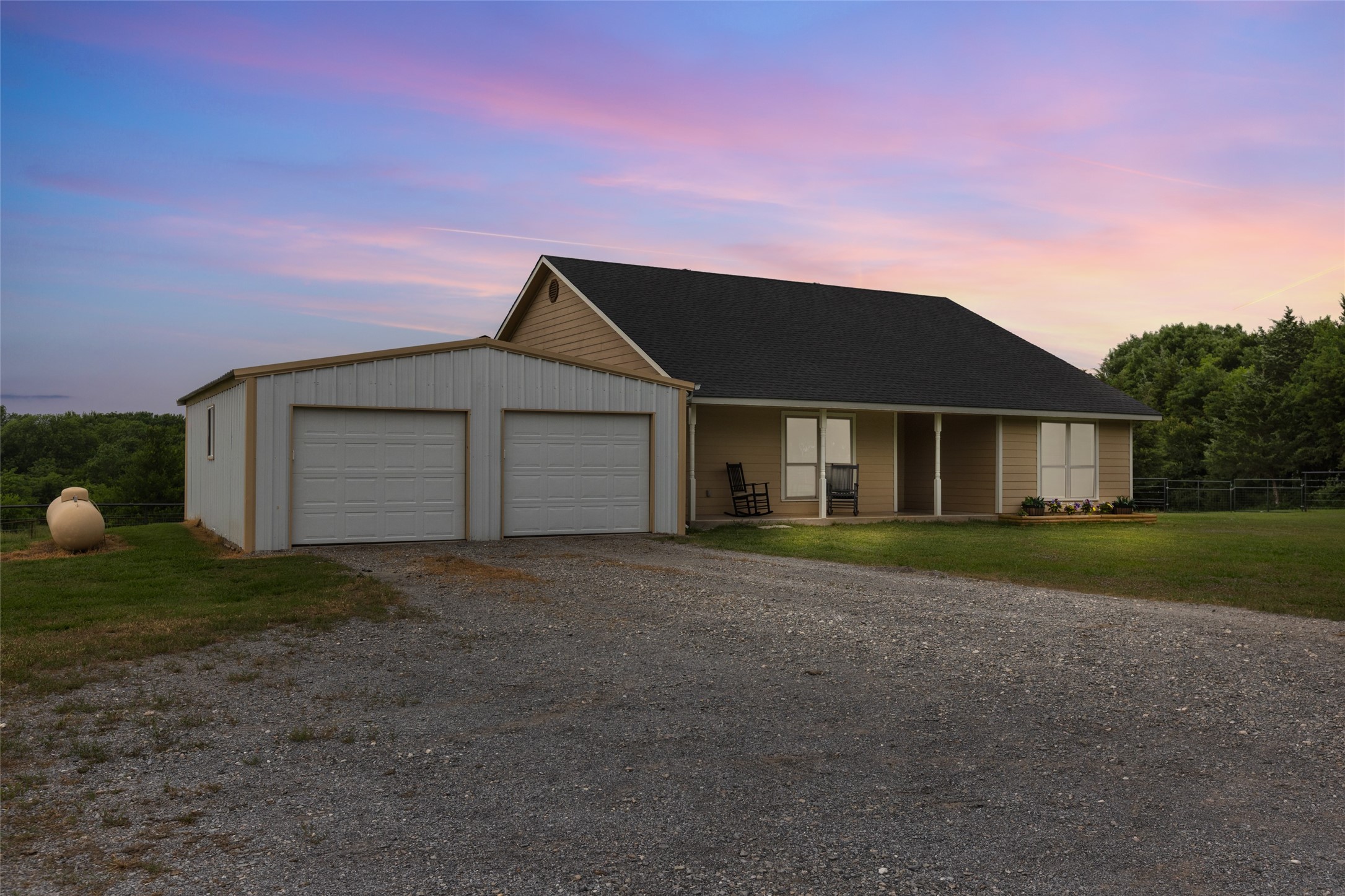 677 County Road 4027 Savoy TX 75479