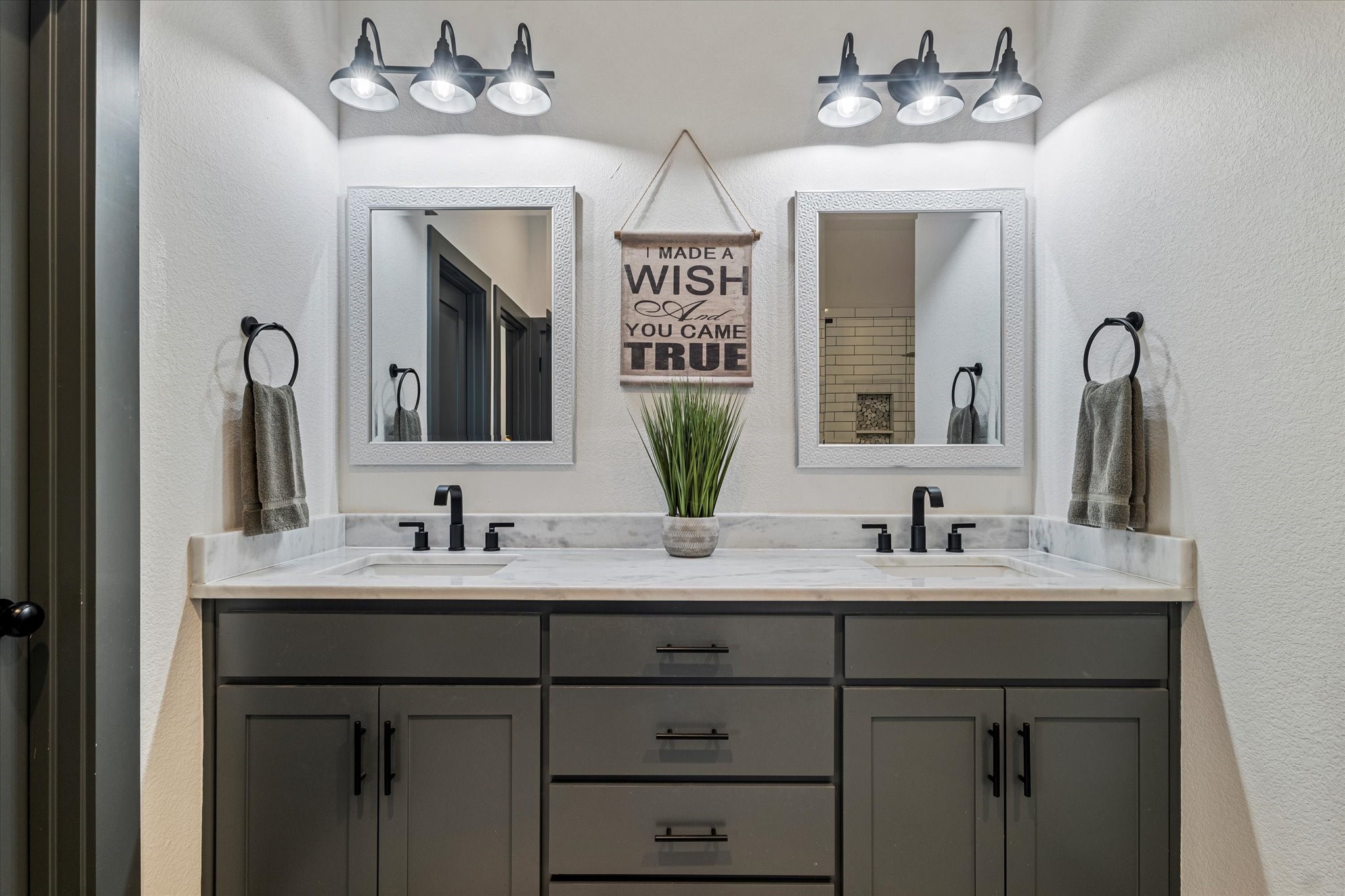 939 Graham Grove Road Collinsville TX 76233