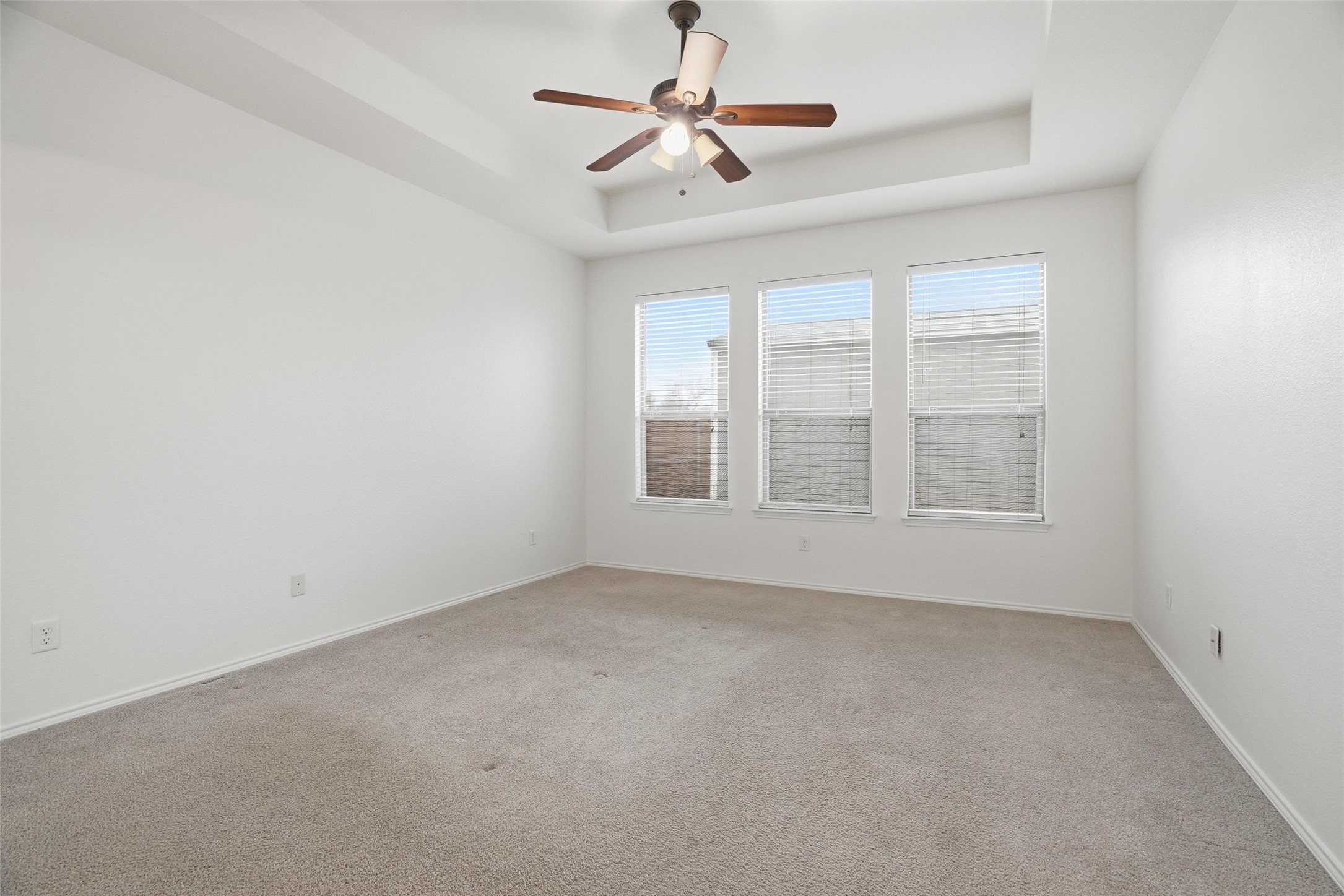 508 Lakeview Circle Burleson TX 76028