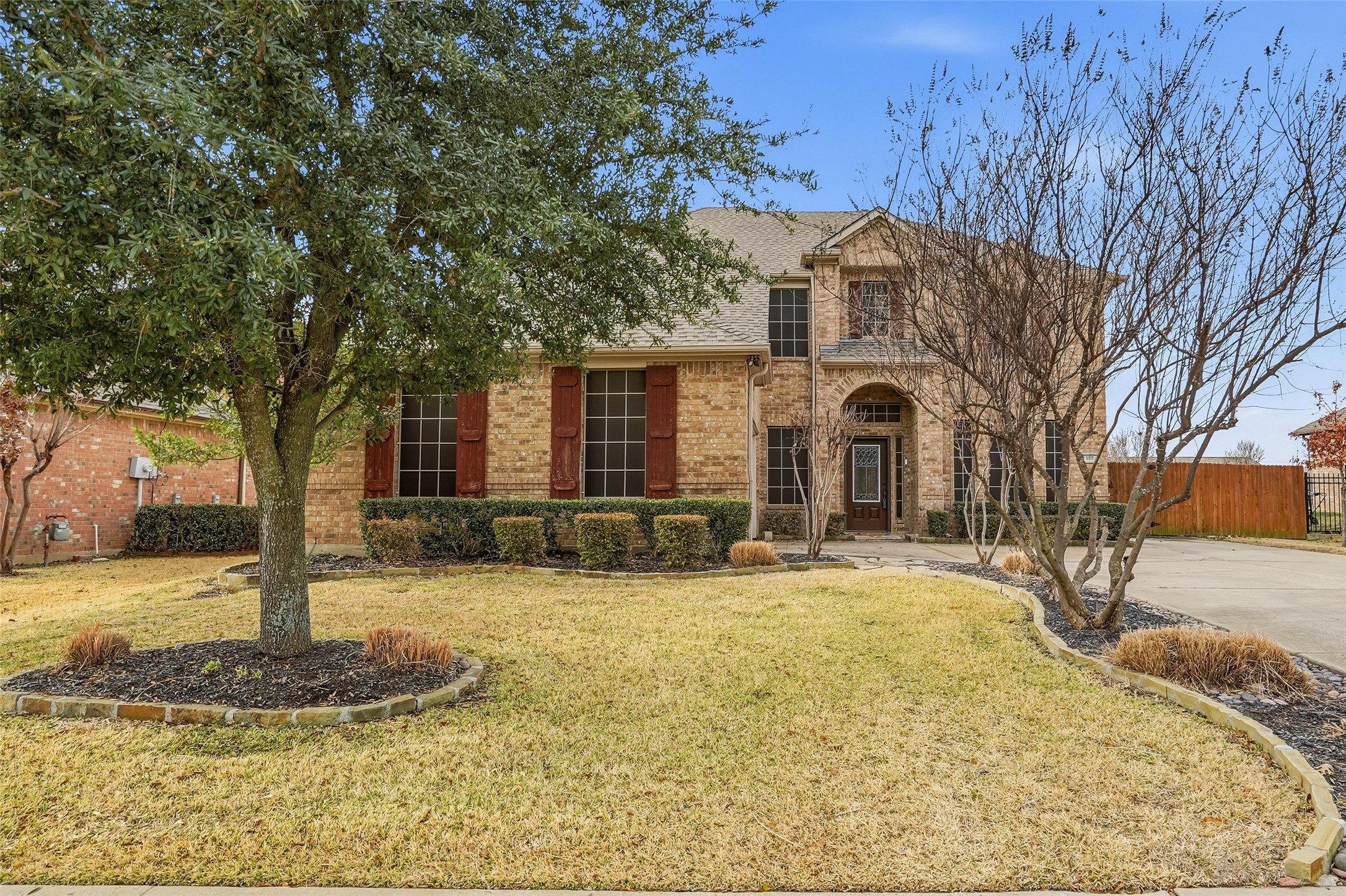 508 Lakeview Circle Burleson TX 76028