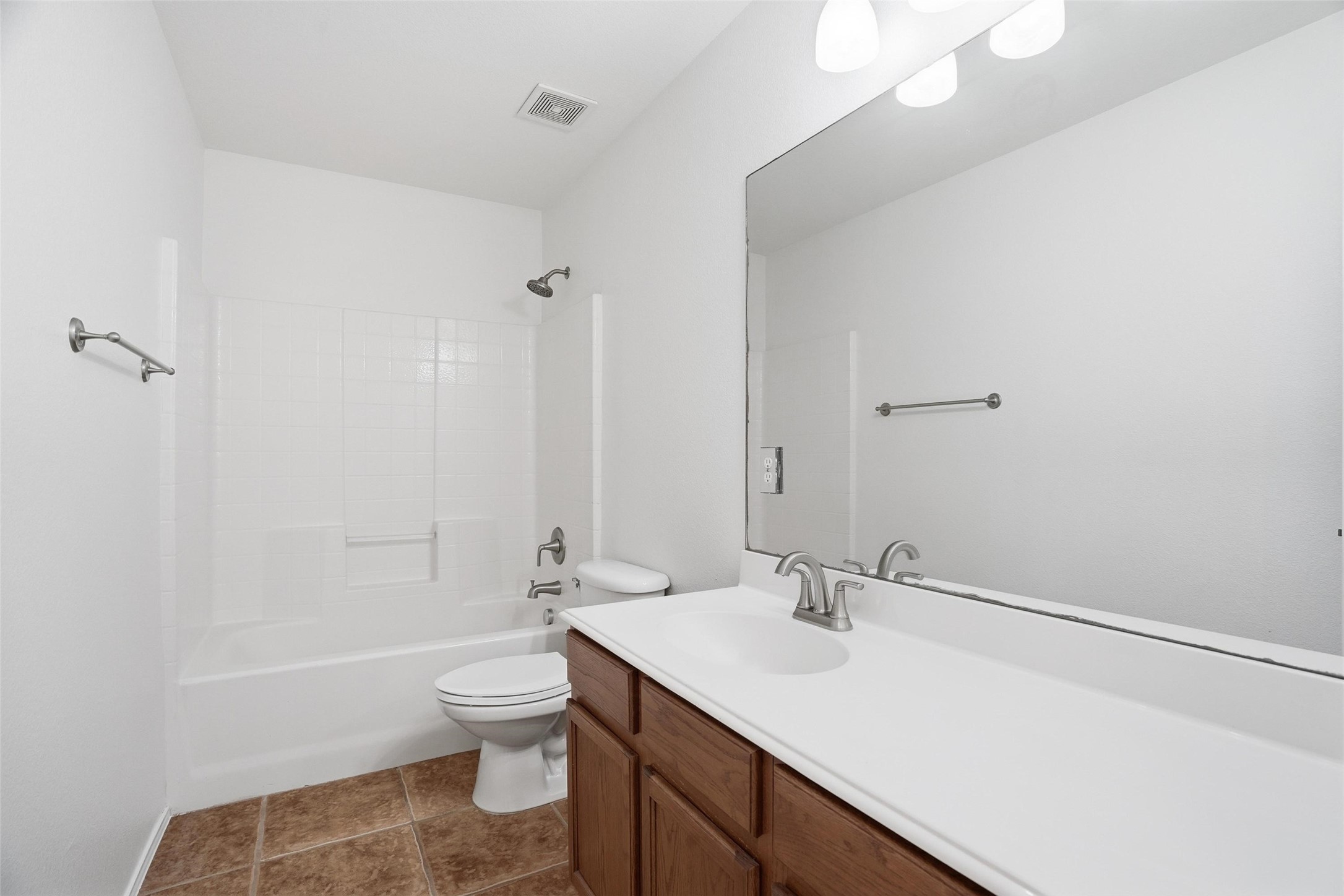 508 Lakeview Circle Burleson TX 76028