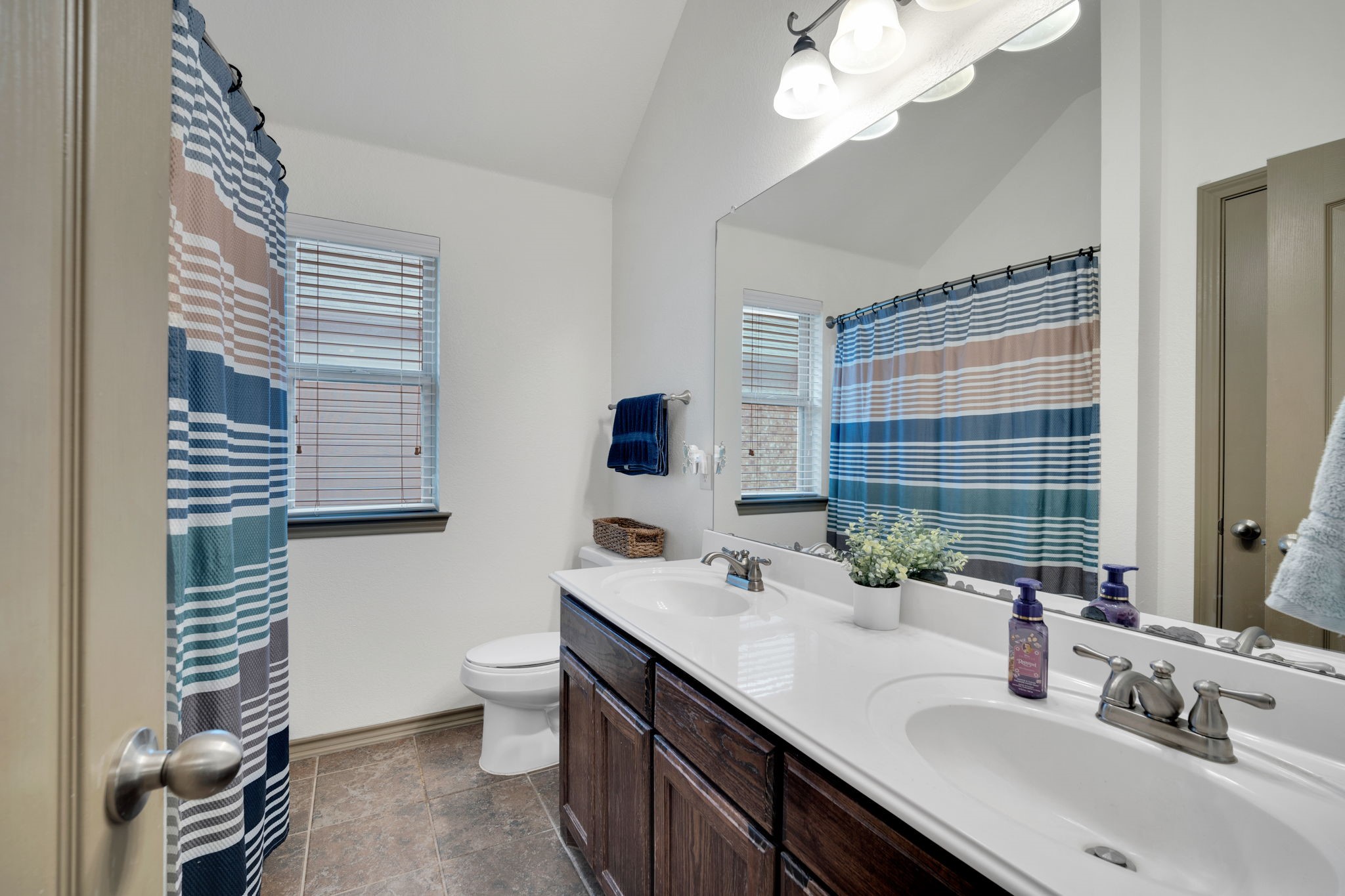1675 Potomac Drive Burleson TX 76028