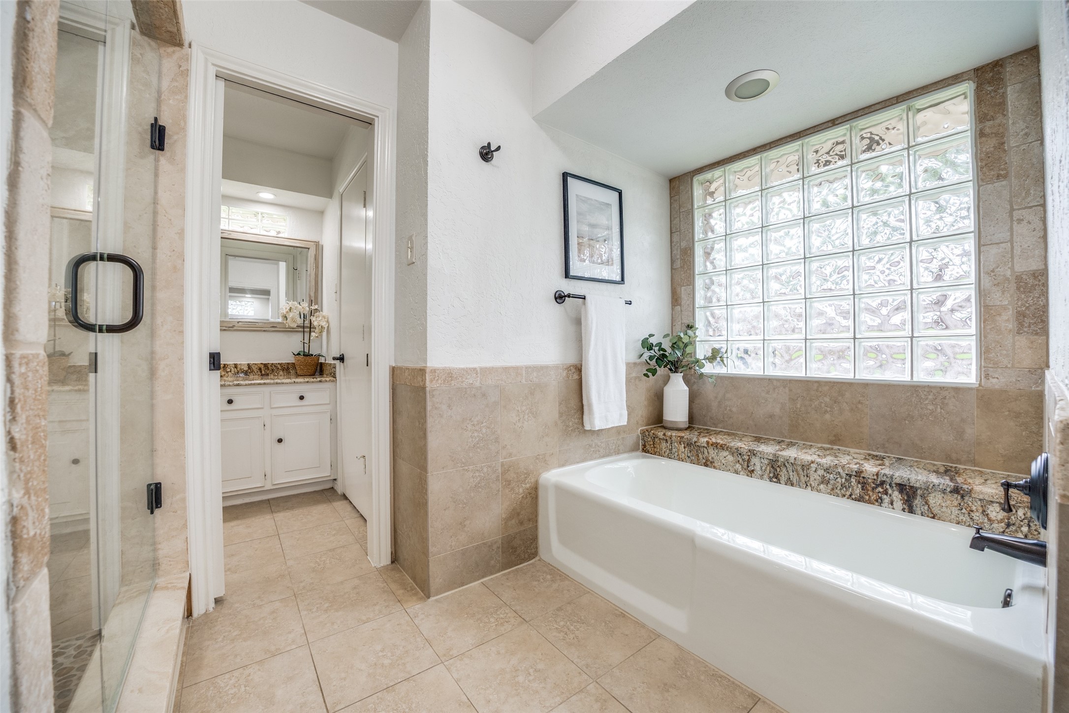 6844 Leameadow Drive Dallas TX 75248