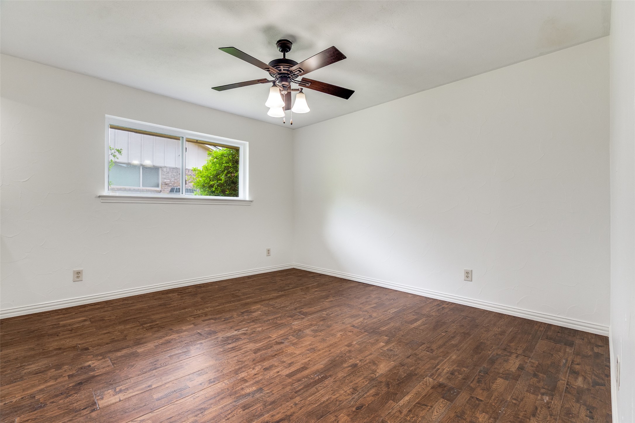 6844 Leameadow Drive Dallas TX 75248