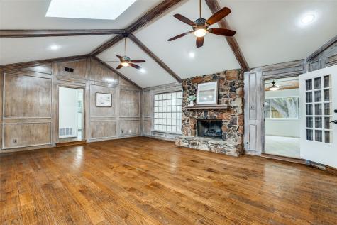 6844 Leameadow Drive Dallas TX 75248