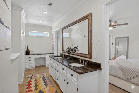 3228 Grantwood Drive Dallas TX 75229