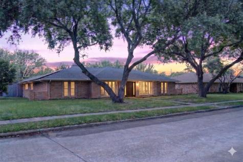 3228 Grantwood Drive Dallas TX 75229
