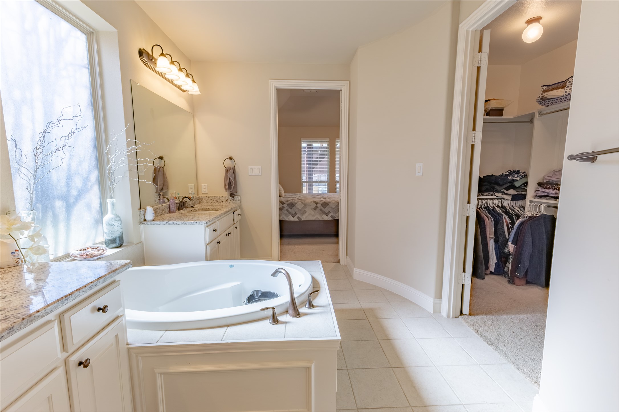6205 Prairie Hill Lane Flower Mound TX 75028