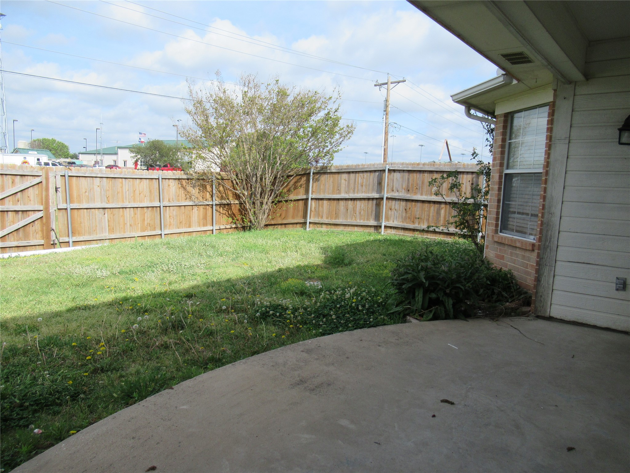 6910 Sayle Street Greenville TX 75402