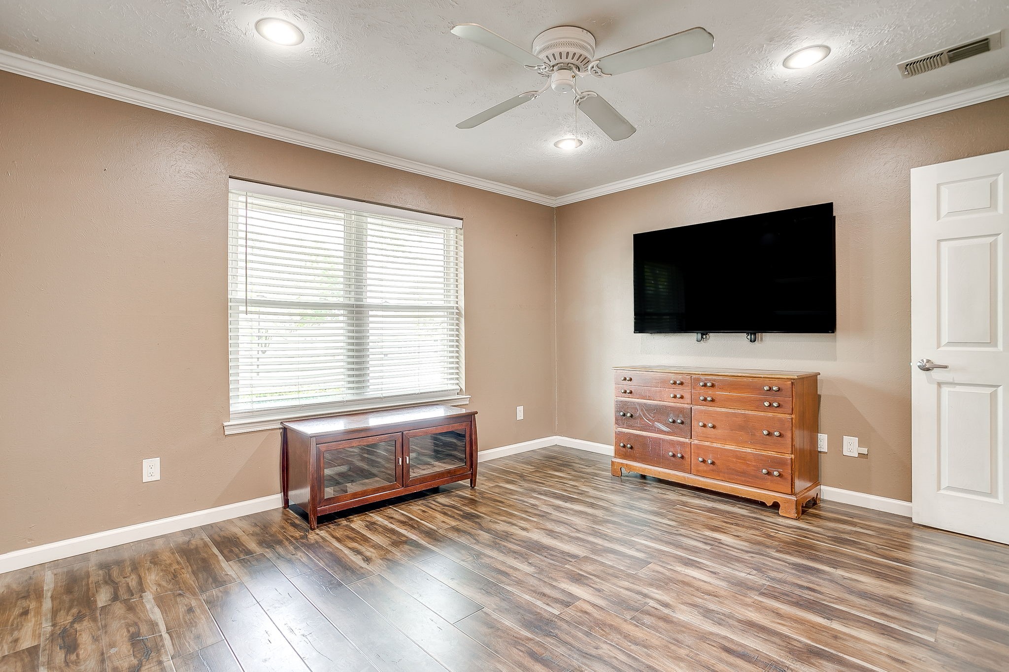 406 Country Club Drive Joshua TX 76058