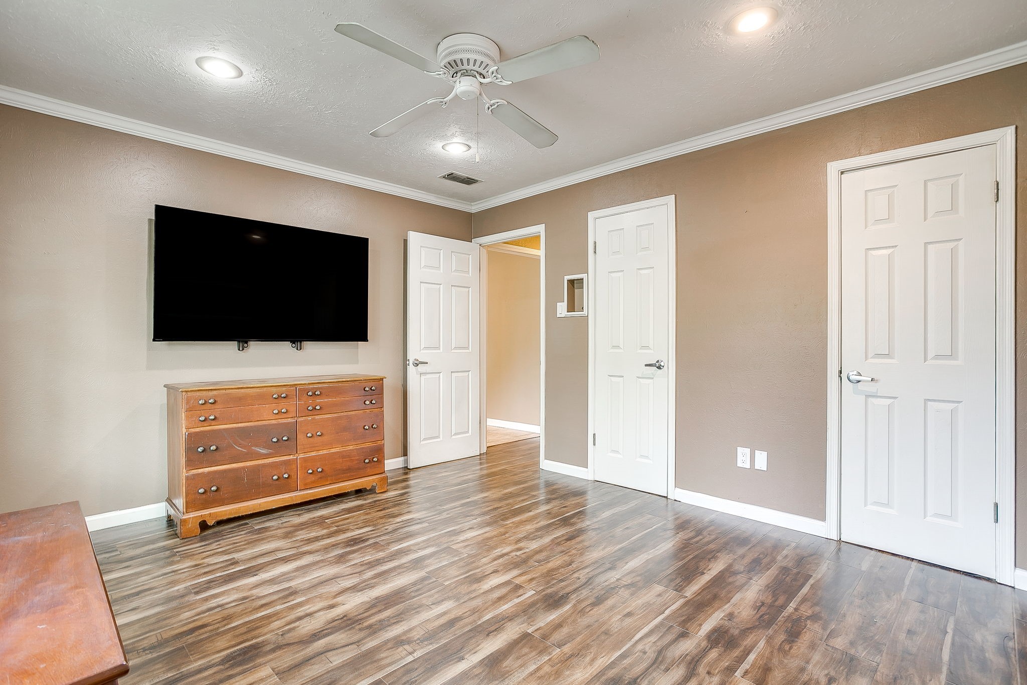 406 Country Club Drive Joshua TX 76058