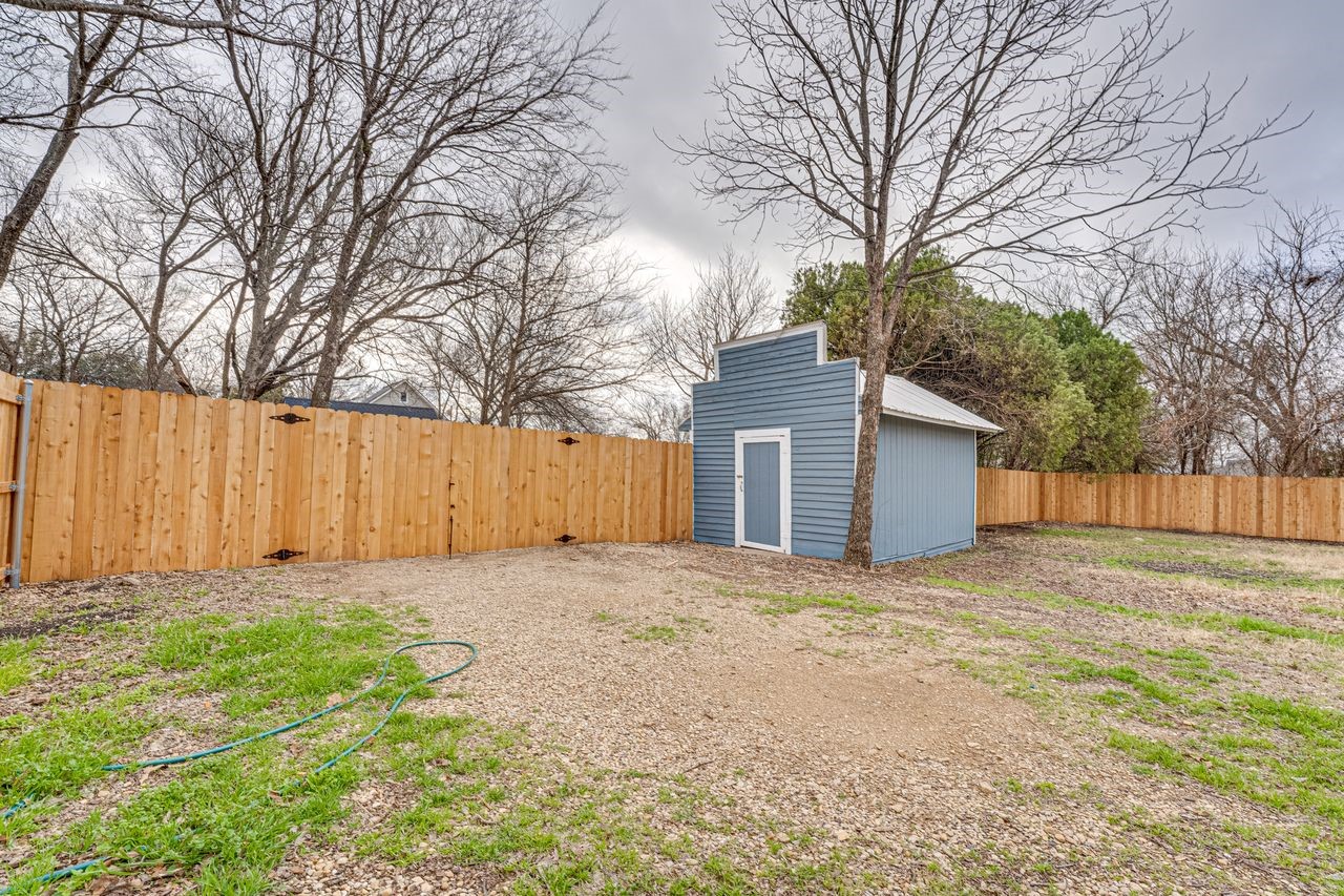 114 E Ross Street Waxahachie TX 75165