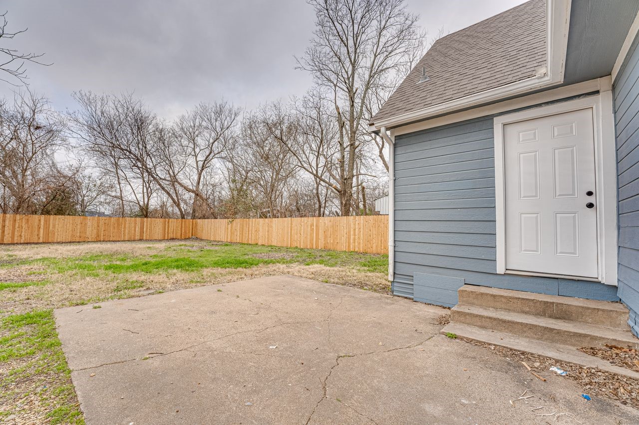 114 E Ross Street Waxahachie TX 75165
