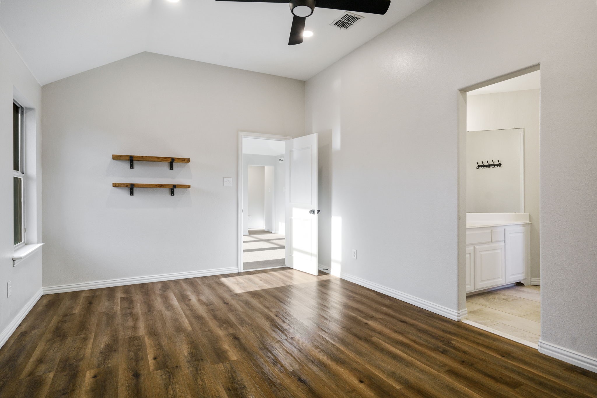1130 Cogburn Court Shady Shores TX 76208