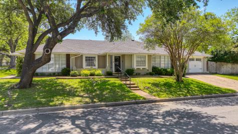 3501 Manchester Street Fort Worth TX 76109