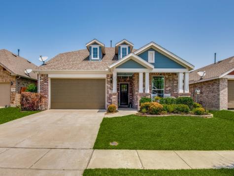 1709 Ridge Creek Lane Aubrey TX 76227