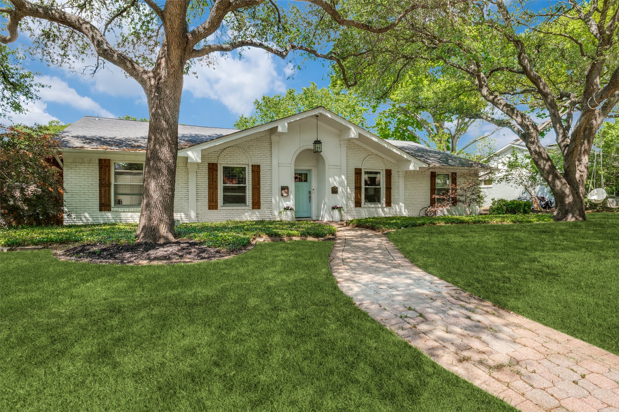 3021 Timberview Road Dallas TX 75229