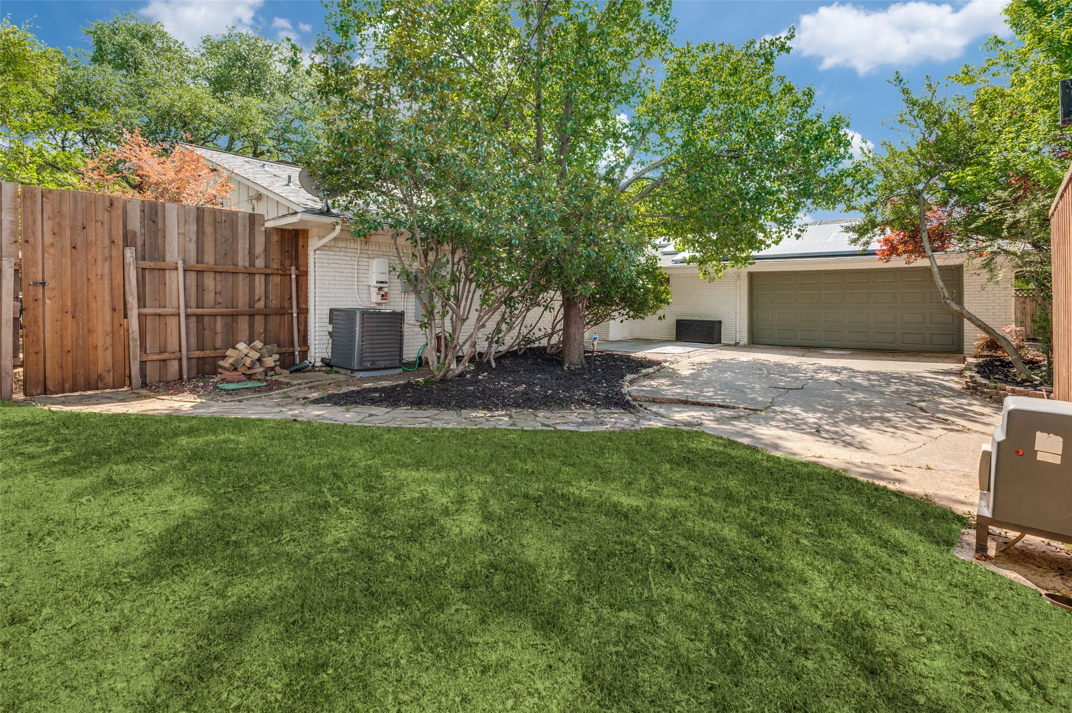 3021 Timberview Road Dallas TX 75229