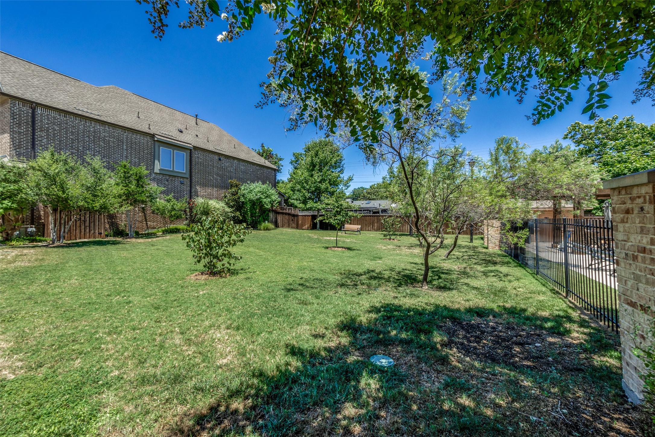 10565 Plumwood Parkway Dallas TX 75238