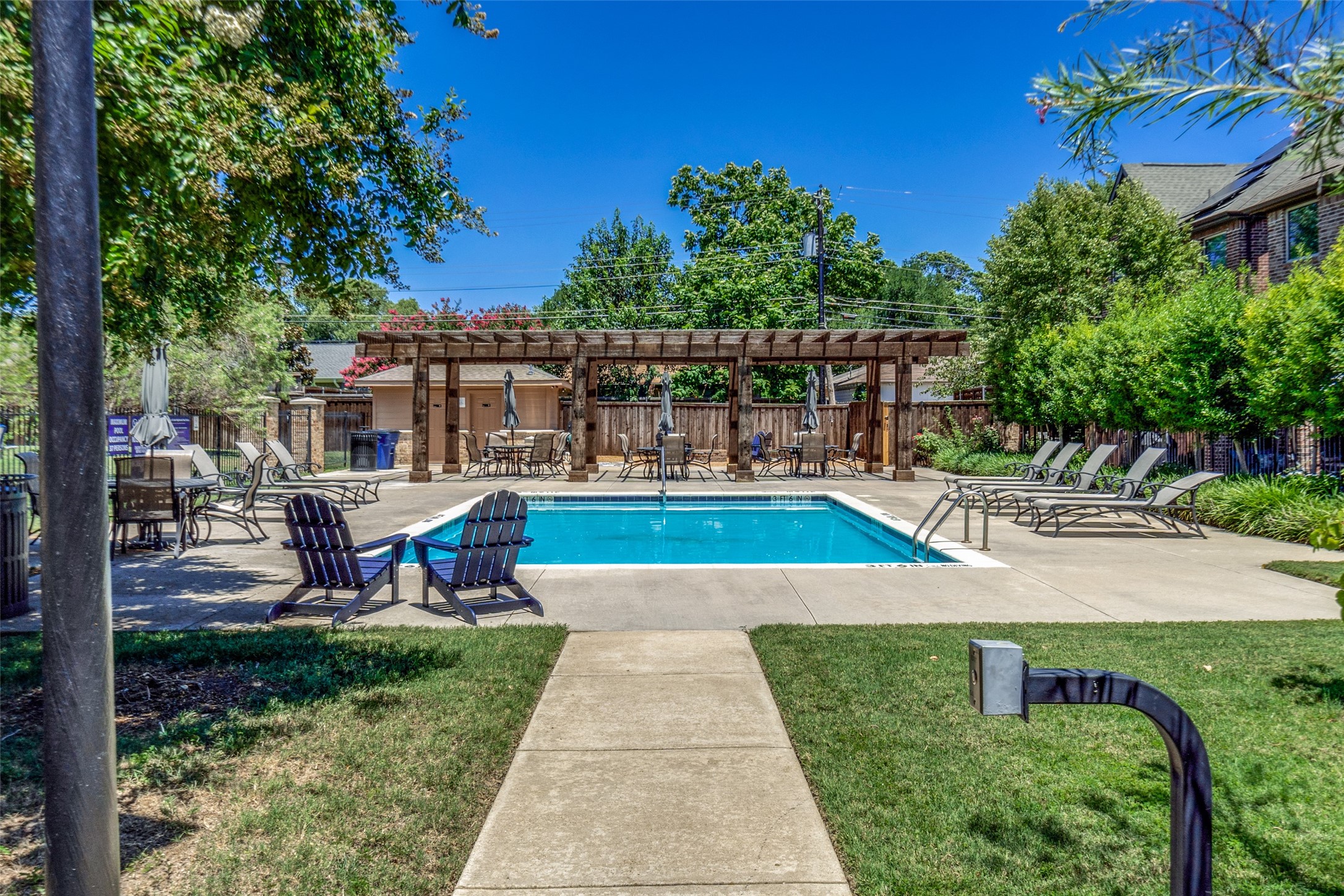10565 Plumwood Parkway Dallas TX 75238