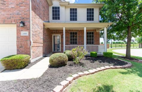 1800 Marlin Drive Aubrey TX 76227