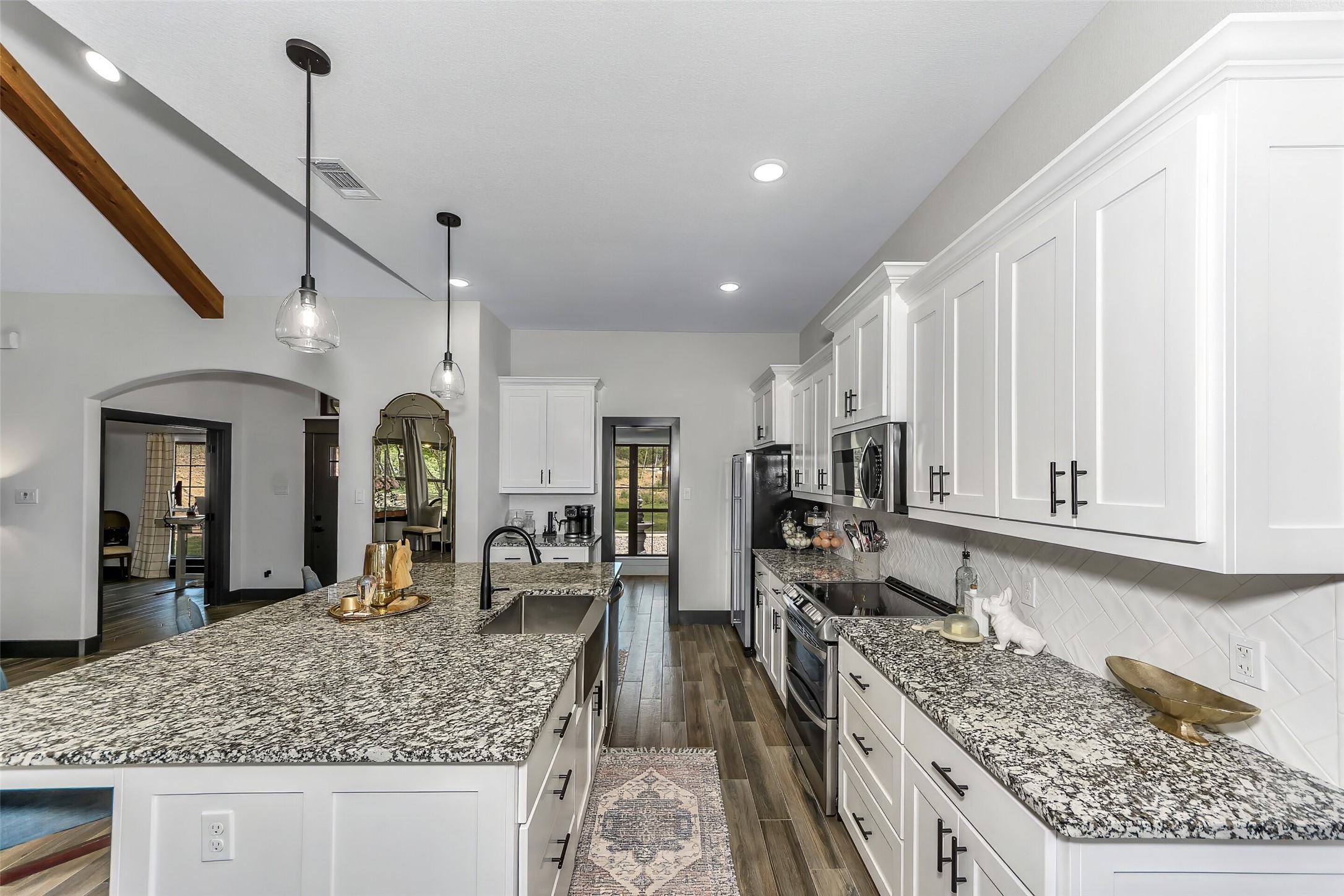 2033 Bedford Court Weatherford TX 76088