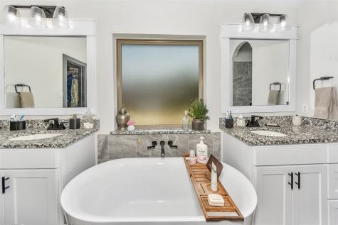 2033 Bedford Court Weatherford TX 76088