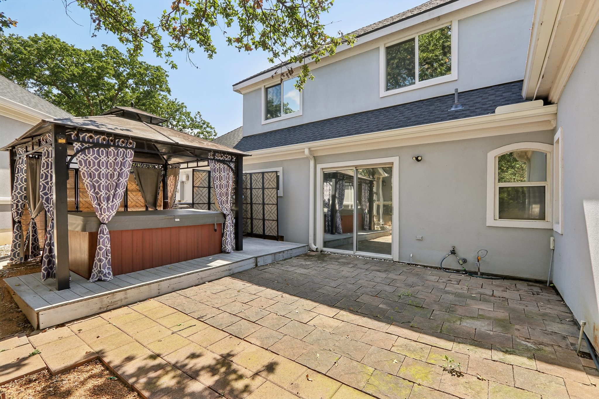 823 Carrie Court Lakewood Village TX 75068