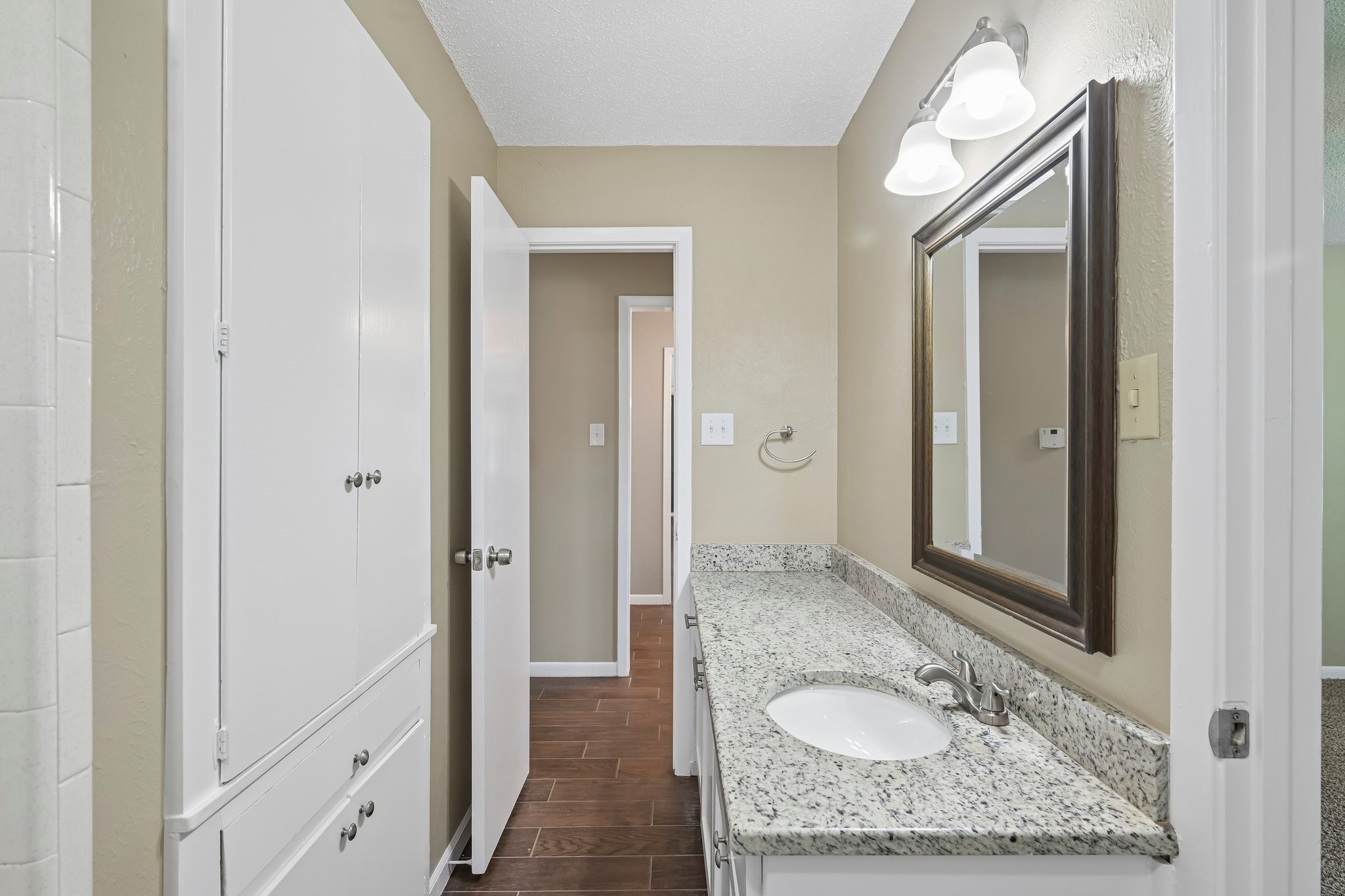 1707 Park Ridge Terrace Arlington TX 76012
