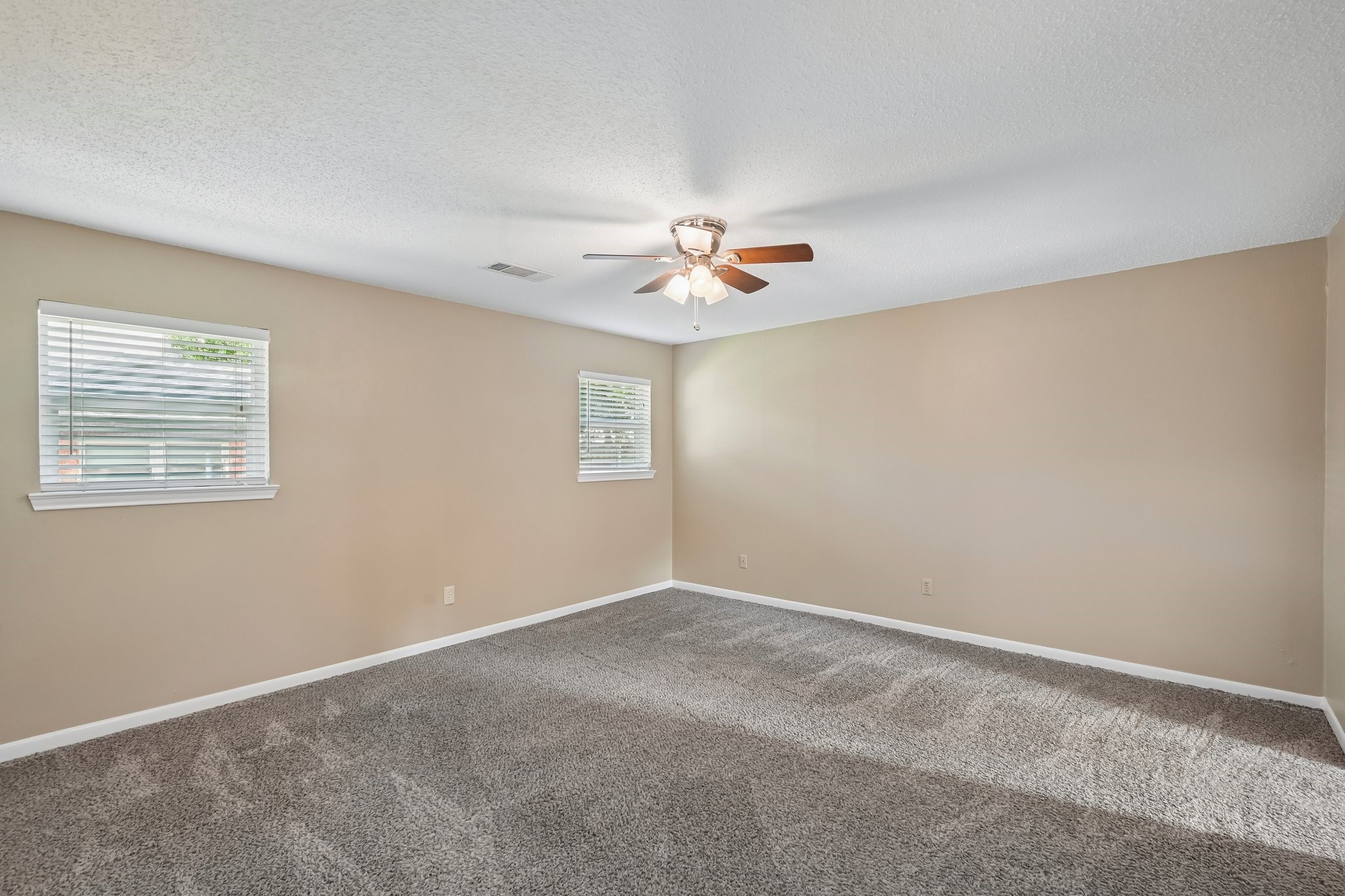 1707 Park Ridge Terrace Arlington TX 76012