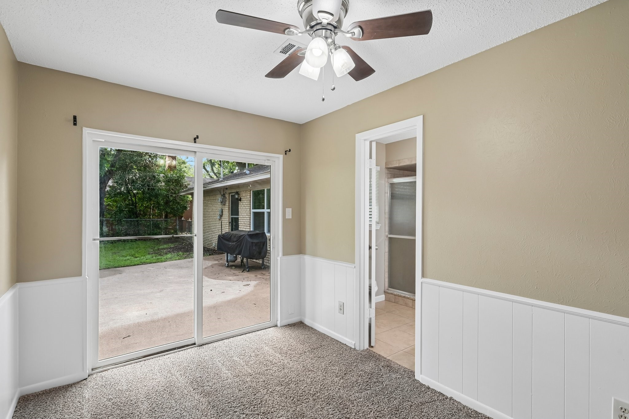 1707 Park Ridge Terrace Arlington TX 76012
