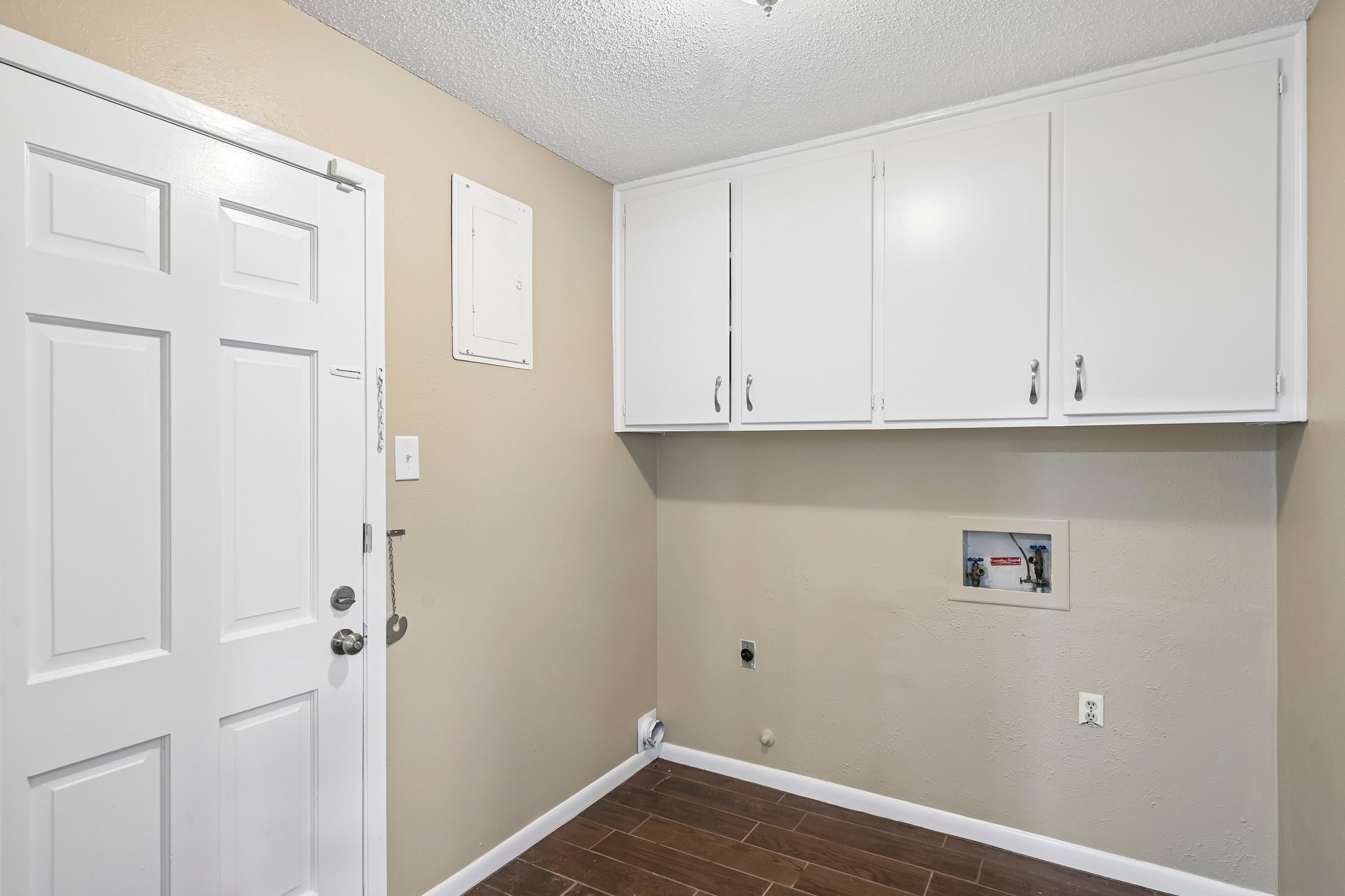 1707 Park Ridge Terrace Arlington TX 76012