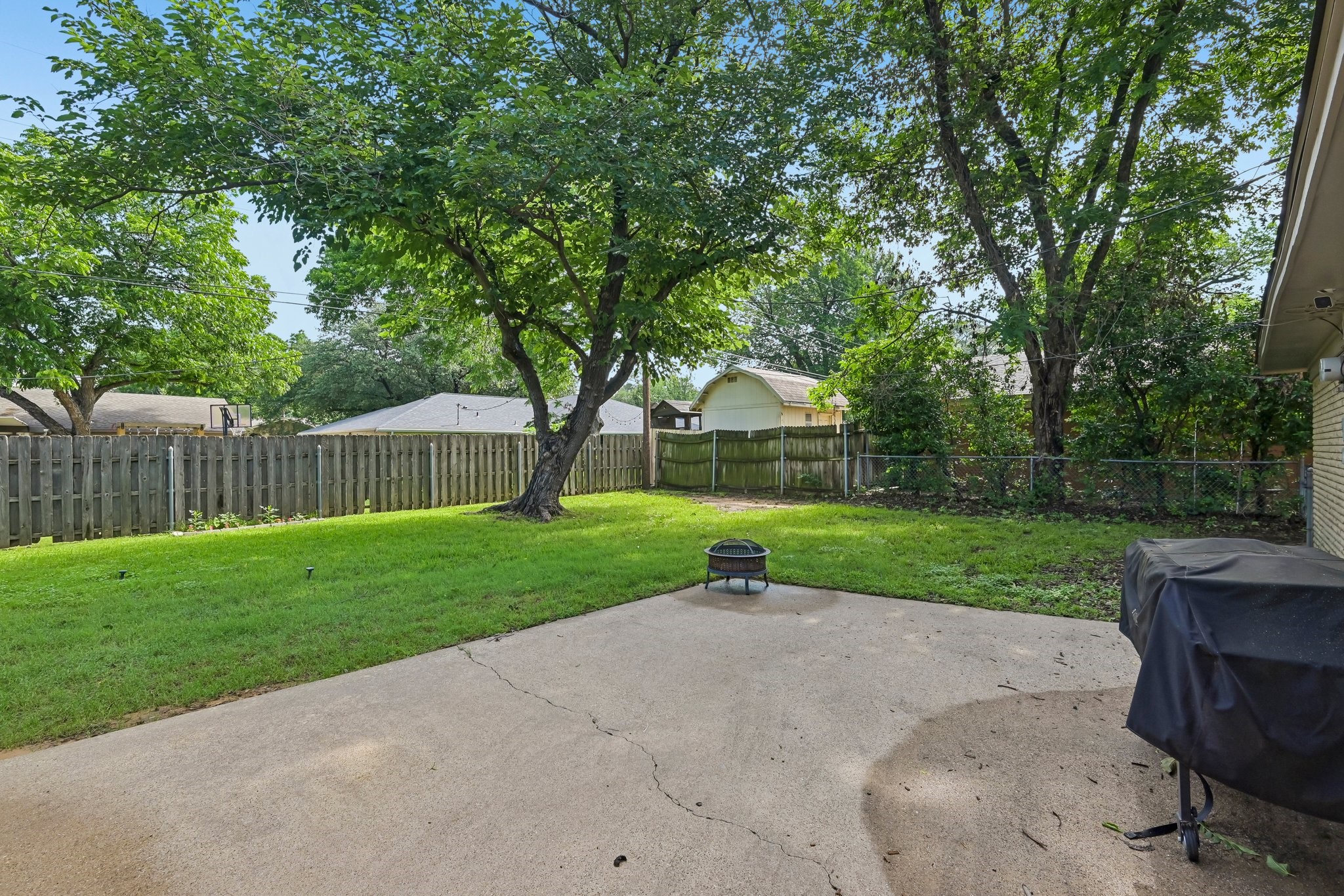 1707 Park Ridge Terrace Arlington TX 76012