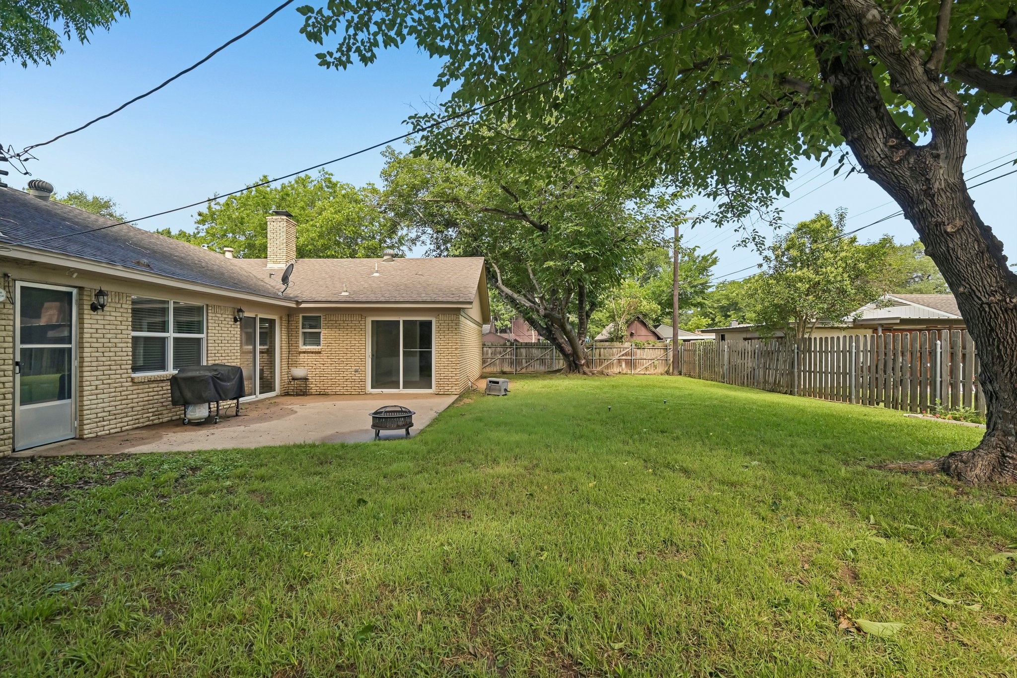 1707 Park Ridge Terrace Arlington TX 76012