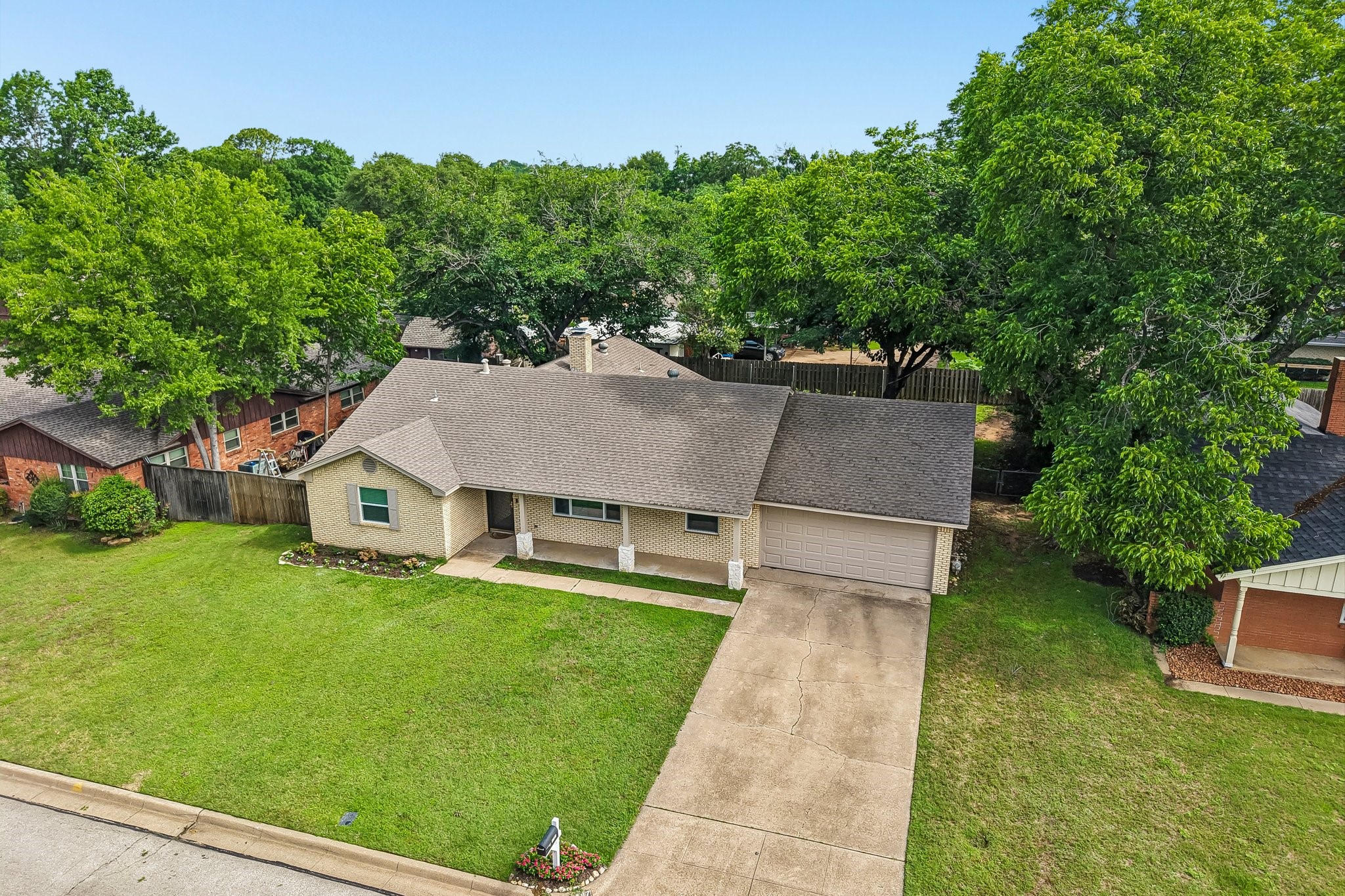 1707 Park Ridge Terrace Arlington TX 76012