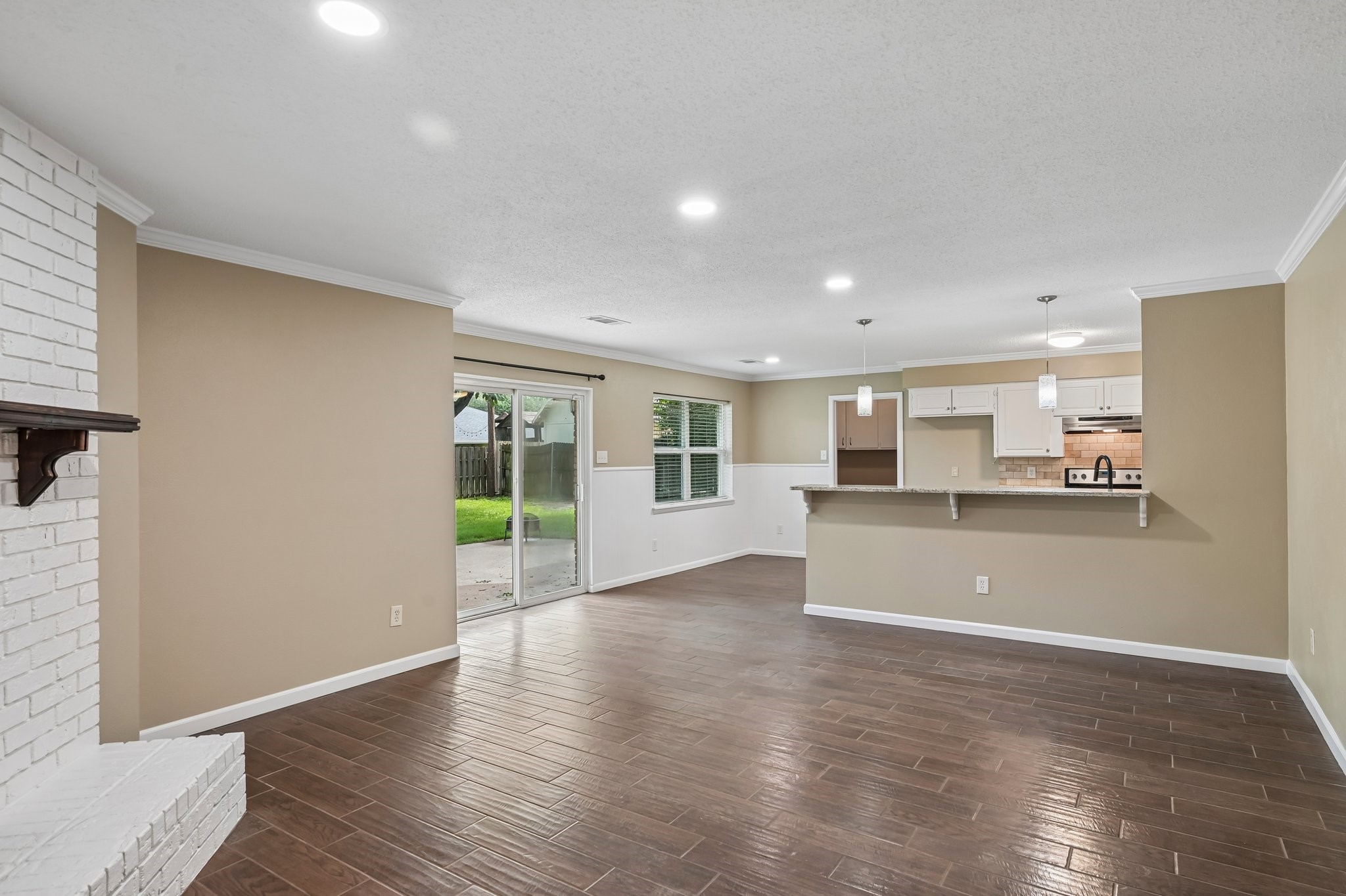 1707 Park Ridge Terrace Arlington TX 76012