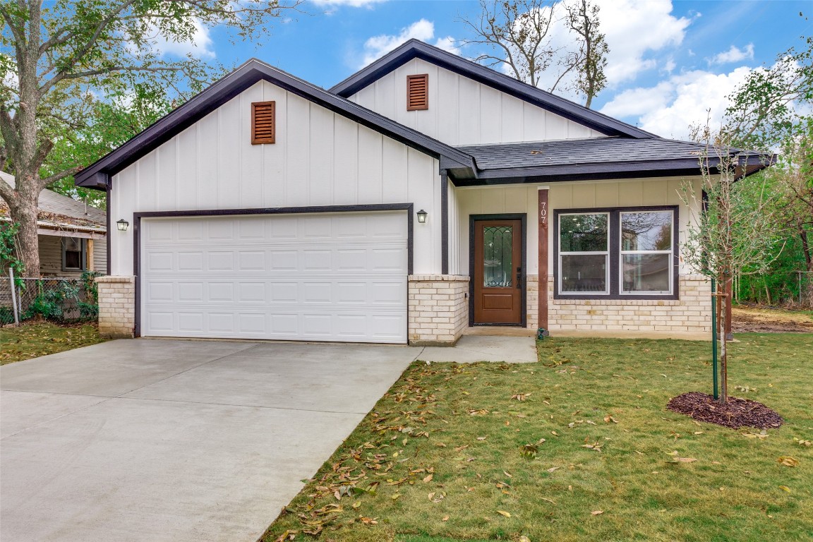 707 N Wilhite Street Cleburne TX 76031