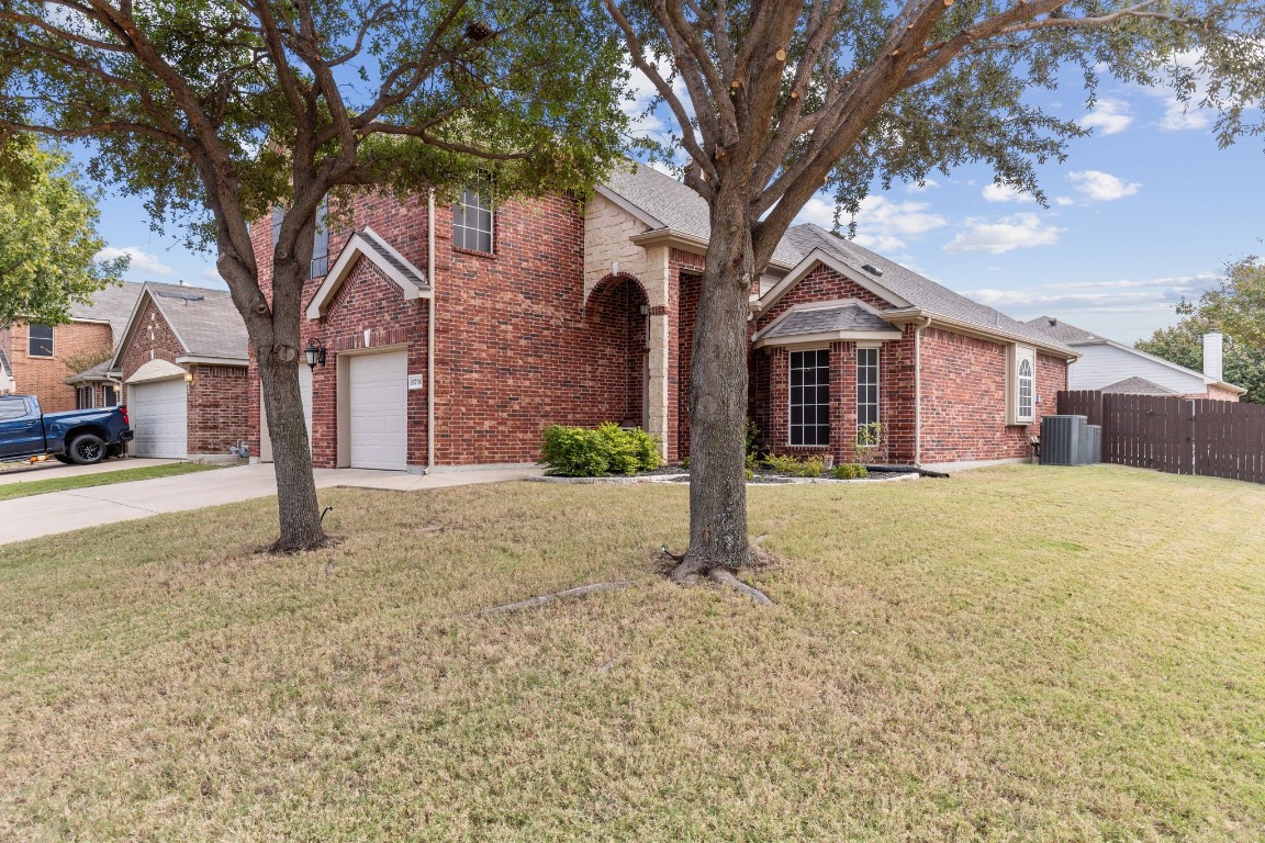 11700 Wild Pear Lane Fort Worth TX 76244