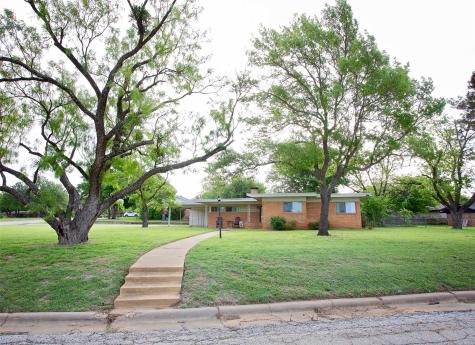 1400 Brazos Street Graham TX 76450